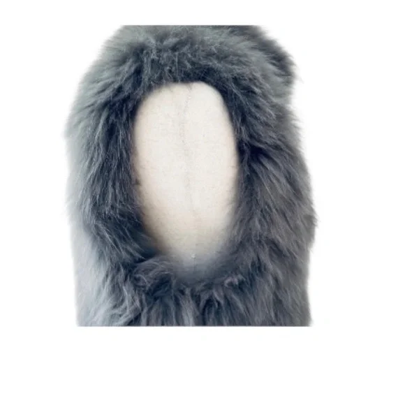 Theory Hanalee Genuine Fox Fur Vest - Picture 7 of 9